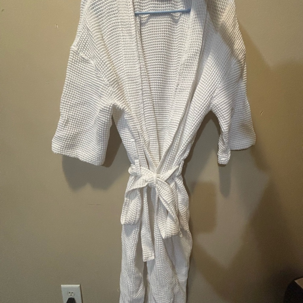 White Waffle Knit Robe